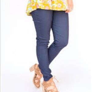 Agnes & Dora High Wasted Pixie Pant